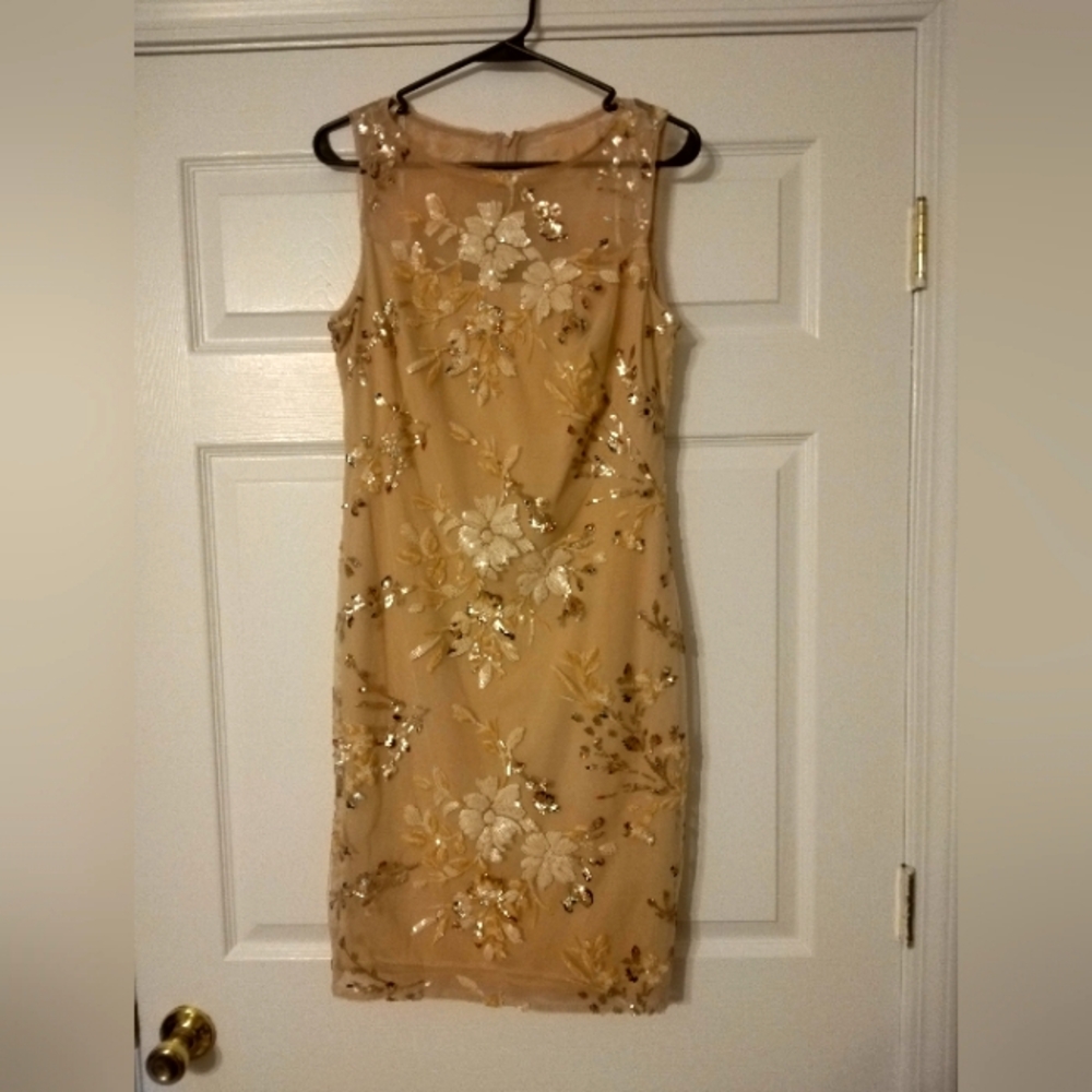 Elegant Floral Embroidered Dress - Gold